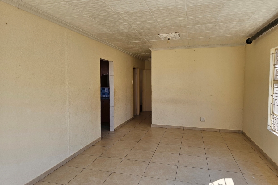 To Let 3 Bedroom Property for Rent in Tlhabane West North West
